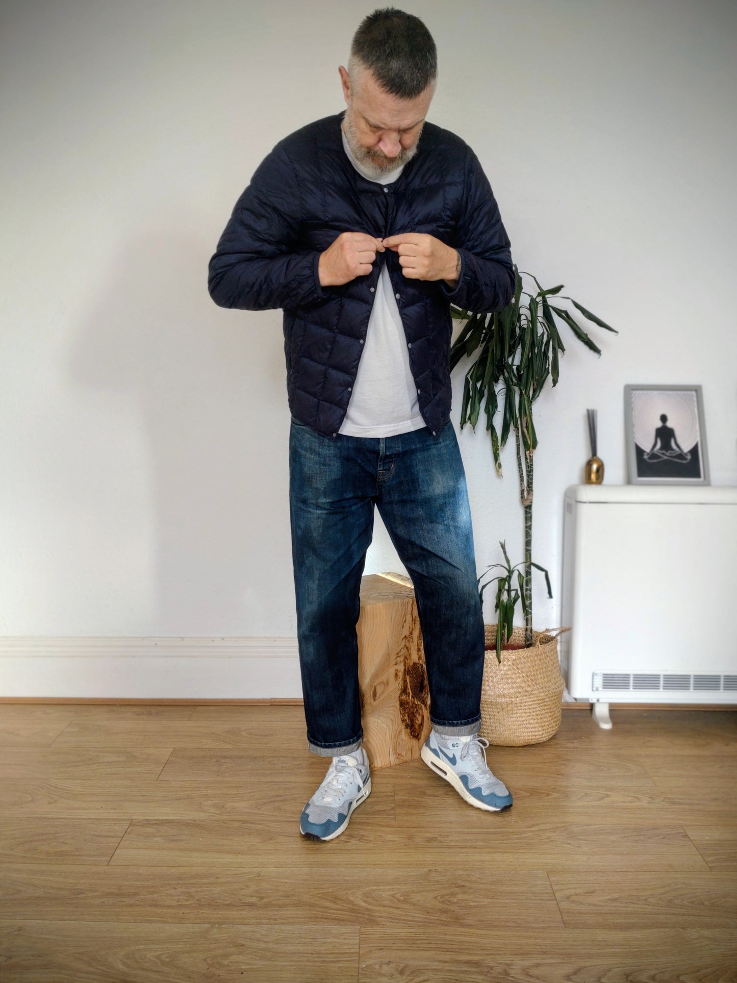 Taion Crew Neck Button Down Jacket